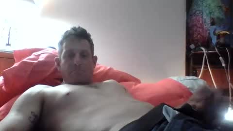 Snapshot of btownstud chatting on April 28, 2:21 am btownstud online show from April 28, 2:21 am