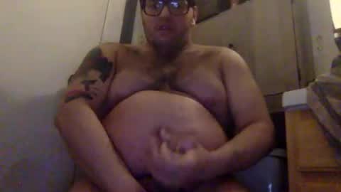 Snapshot of bttmchub98 chatting on January 16, 10:21 am bttmchub98 online show from January 16, 10:21 am