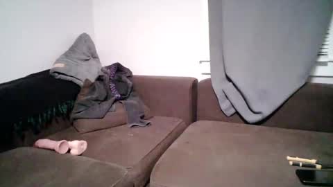 Snapshot of bttmsmooth69 chatting on July 9, 8:40 am bttmguy69 online show from July 9, 8:40 am