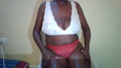 Bobbie online show from November 8, 8:07 pm