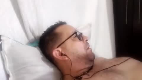 buchs32 online show from October 23, 5:40 am