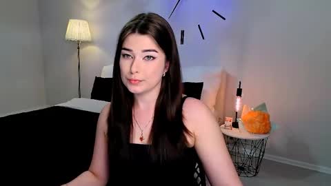 Ari online show from April 21, 4:45 pm