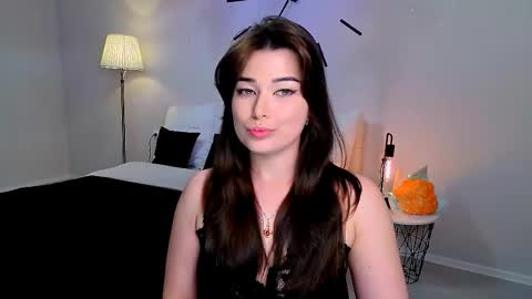 Ari online show from April 22, 2:51 pm