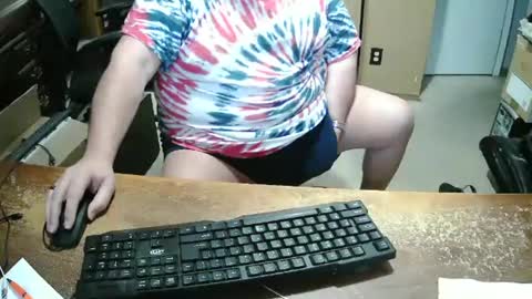 Snapshot of bucku2 chatting on December 15, 3:20 pm Bucku2 online show from December 15, 3:20 pm