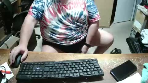 Snapshot of bucku2 chatting on January 2, 10:33 pm Bucku2 online show from January 2, 10:33 pm