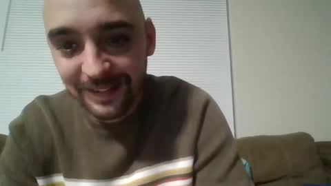 Snapshot of bud42o chatting on December 18, 3:01 am Bud42o online show from December 18, 3:01 am