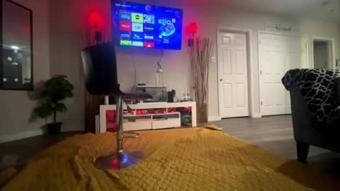 Snapshot of buddhax chatting on September 27, 7:24 am Koa  Kobe  online show from September 27, 7:24 am