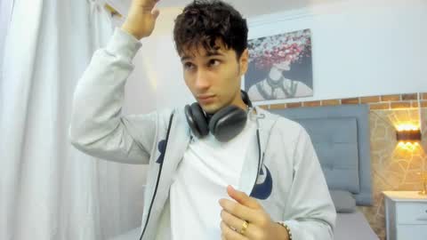 Buddy Whitte online show from February 10, 11:25 am