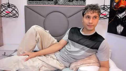 Buddy Whitte online show from November 10, 11:42 am