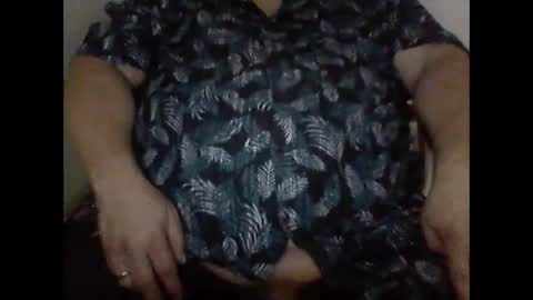 buddyluvzumore online show from December 30, 6:42 am