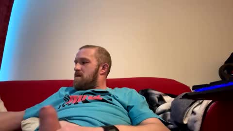 budgie1095 online show from January 14, 6:07 pm