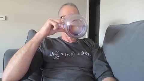 Snapshot of budman004 chatting on November 1, 8:44 pm budman004 online show from November 1, 8:44 pm