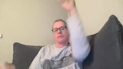 budman004 online show from November 12, 11:03 pm