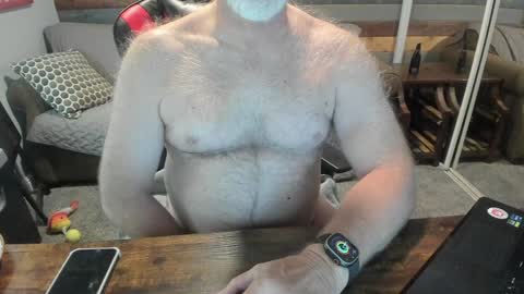 Snapshot of budnsocalii chatting on December 26, 6:43 pm Bud online show from December 26, 6:43 pm