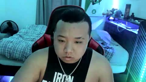 buffsexyman24 online show from February 24, 11:52 pm