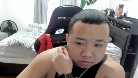 buffsexyman24 online show from February 25, 5:25 pm