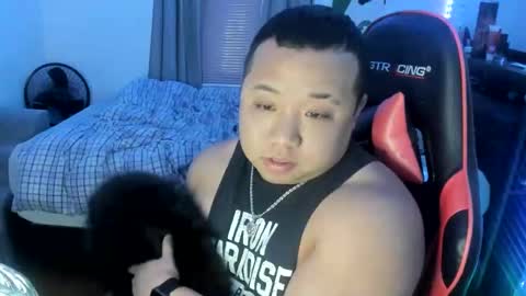 buffsexyman24 online show from March 2, 12:53 am