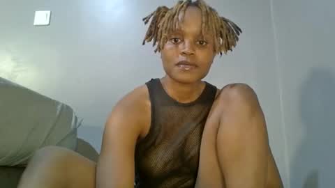 Snapshot of buga_baby chatting on October 18, 2:03 am buga_baby online show from October 18, 2:03 am