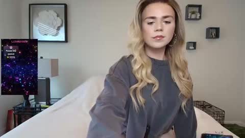 buitifulblonde online show from December 20, 5:42 pm