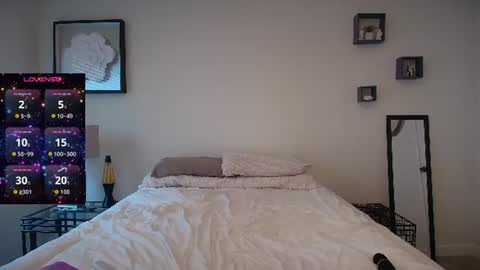 buitifulblonde online show from June 26, 5:39 pm
