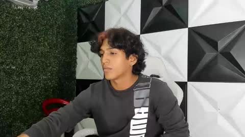 bull_cam online show from December 15, 3:22 am