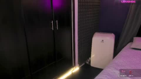 Bunny and The Rock online show from September 17, 9:44 am