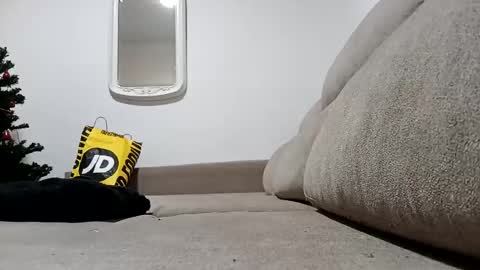 Snapshot of bullspain27266272 chatting on December 20, 2:40 am bullspain27266272 online show from December 20, 2:40 am