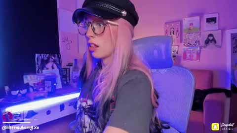        online show from September 22, 1:18 am