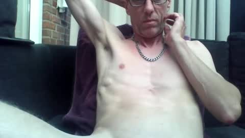 Snapshot of bundy2016 chatting on June 16, 6:54 pm Dutch cock online show from June 16, 6:54 pm