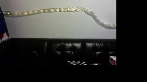 Bungalow Entertainment online show from December 15, 12:04 am