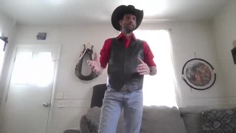 Snapshot of bunkcountry81 chatting on March 7, 8:22 pm Bunk online show from March 7, 8:22 pm