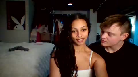 Snapshot of bunniandbyrdd chatting on February 9, 3:22 am bunniandbyrdd online show from February 9, 3:22 am