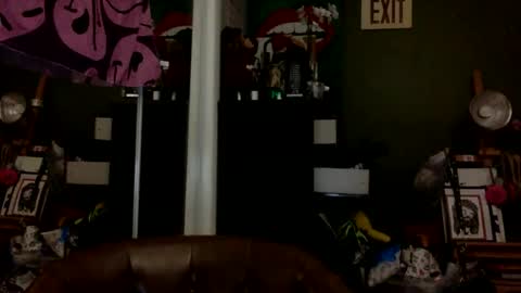 Snapshot of bunnibaby333 chatting on February 13, 8:48 am bunnibaby333 online show from February 13, 8:48 am