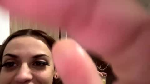 bunnibaby333 online show from April 15, 1:23 am