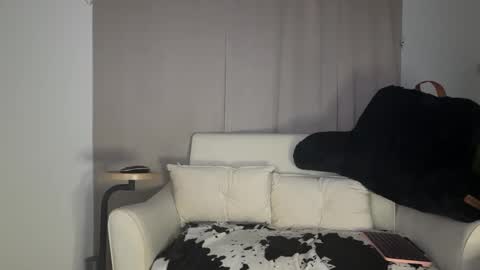 Andrea online show from November 1, 6:32 pm