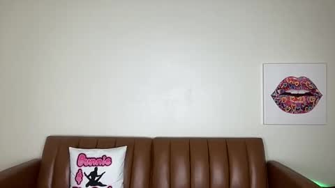 BUNNIE and THE DUDE TheLebowskis online show from January 14, 1:36 am