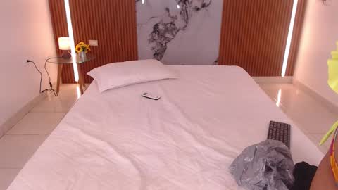 Snapshot of bunny_bao chatting on February 28, 11:44 am Rossi Hill online show from February 28, 11:44 am