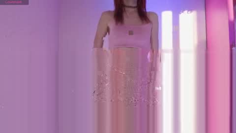 Kira online show from April 7, 2:28 pm