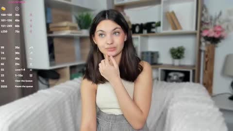 Aria online show from February 15, 7:27 am