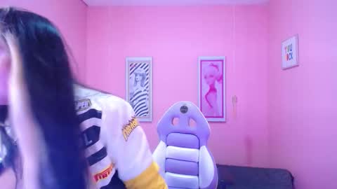 ... .          . ... online show from January 15, 3:16 pm