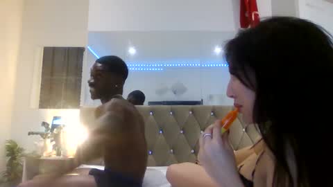 bunnyandbuck online show from September 13, 10:53 pm