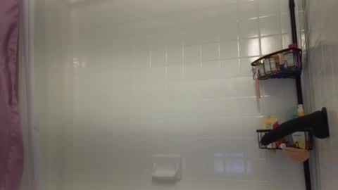 Snapshot of bunnycheekz chatting on January 17, 9:17 pm Tokki bunny online show from January 17, 9:17 pm