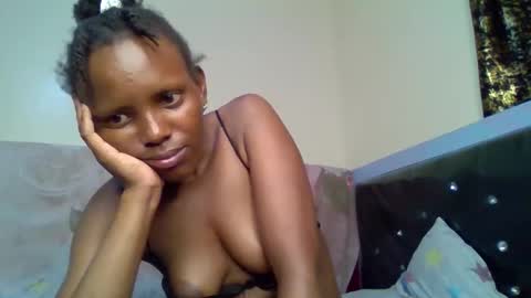 bunnydiva_ online show from October 29, 6:48 am