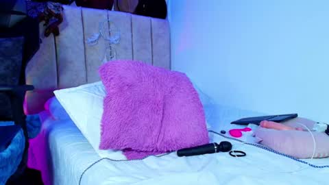 Snapshot of bunnykat_ chatting on June 8, 1:28 am katerine payne online show from June 8, 1:28 am