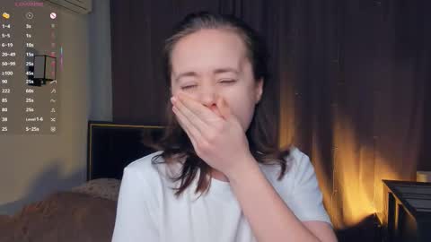 Lizy online show from March 25, 8:04 pm