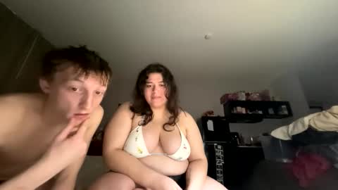 bunnyxxo05 online show from February 16, 3:02 am