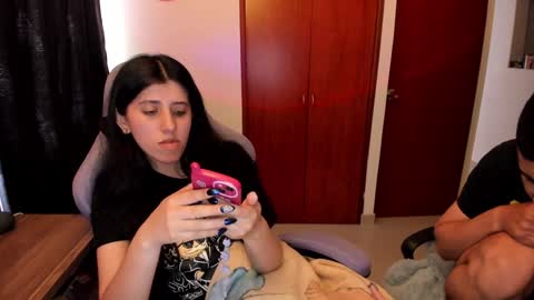 Snapshot of bunnyy09 chatting on December 8, 7:32 pm Jess online show from December 8, 7:32 pm