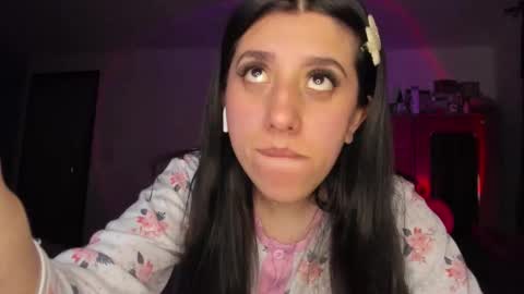 Snapshot of bunnyy09 chatting on October 3, 2:41 am Jess online show from October 3, 2:41 am