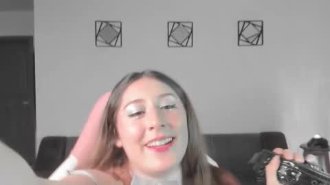 Im Val Welcome to my room My instagram Bubble cosmic online show from September 25, 1:31 am