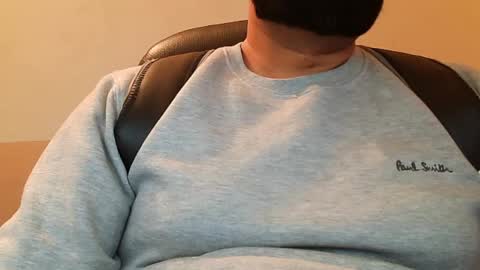 Hairy Arabian online show from December 22, 5:32 pm